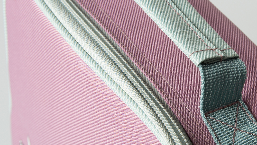 Buy Land Rover Children's Lunch Box Accessories Online